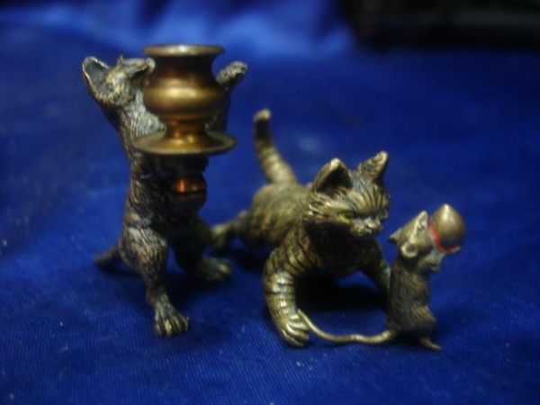 миниатюра"Коты ловят мышь"венская бронза