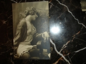 Старинная открытка ДЕВУШКА эпохи МОДЕРН, ЭРОТИКА, Россия