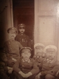 Старинный групповой кабинет-портрет:ТАМОЖЕННИКИ(Таможенная служба Российской империи),до 1917г. - вид 3