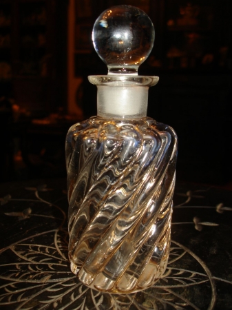 Старинный флакон для духов - "хранитель ароматов",стекло, золочение, Мальцов, Россия,к.19-н.20в