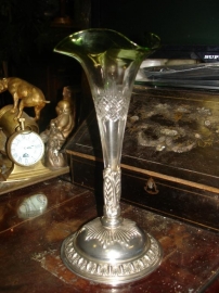 МОДЕРН:Старинная вазочка(цветное стекло,металл)