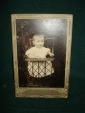 Стариный кабинет-портрет:Ребенок в детском стуле для кормления,паспарту-модерн,до 1917г. - вид 1