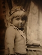 Старинное фото:ДЕВОЧКА в ТЮБЕТЕЙКЕ, 1927год,НЭП - вид 2