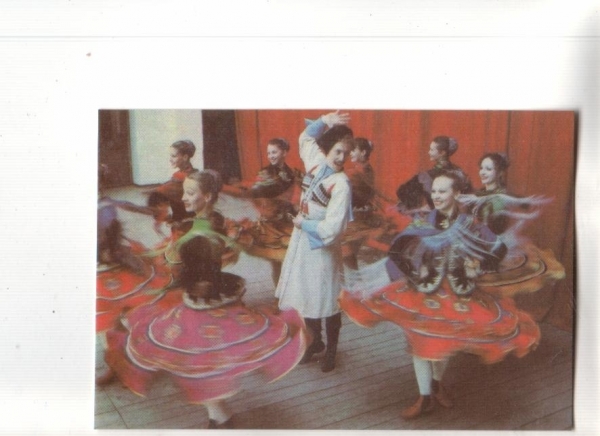 Календарик 1989 Танцы костюмы