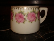 Старинная чайная чашка РОЗЫ,фарфор, Гарднер, с дефектом(клееная) 