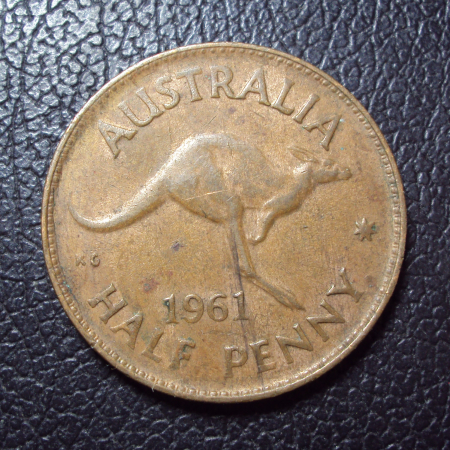 Австралия 1/2 пенни 1961 год точка.