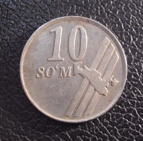 Узбекистан 10 сом 2001 год.