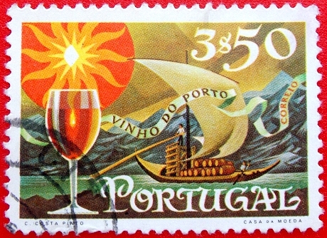 Португалия  1970 год  Виноделие - Португальский портвейн  Скотт № PT 1086  (1)