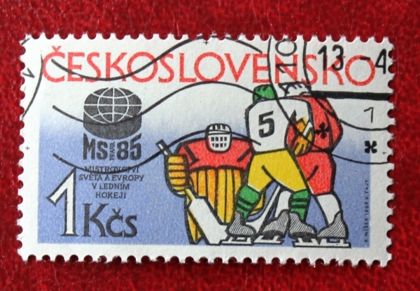 Чехословакия 1985 ЧЕ Хоккей Прага Sc#2555 Used
