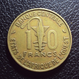 Западная Африка КФА 10 франков 1968 год.