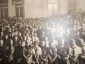 Фото.ПЕРВЫЕ ПИОНЕРЫ ЛЕНИНГРАДА в зале ДВОРЦА. Лозунг:МИР ХИЖИНАМ,ВОЙНА ДВОРЦАМ в действии 1926г - вид 6