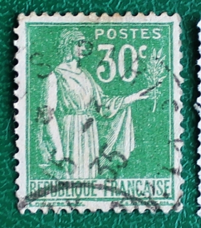 Франция 1932 Мир оливковая ветвь Sc#264 Used