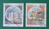 Италия 1980 Замки Кастель-дель-Монте и Арагонский Sc#1410, 1415 Used