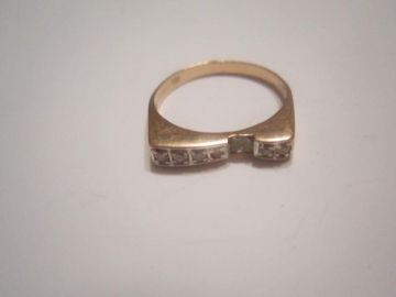 Перстень, кольцо, золото 585 пробы фианит