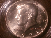 США 1/2 доллара (50 центов) 1972 год Д. Кеннеди в капсуле _230_