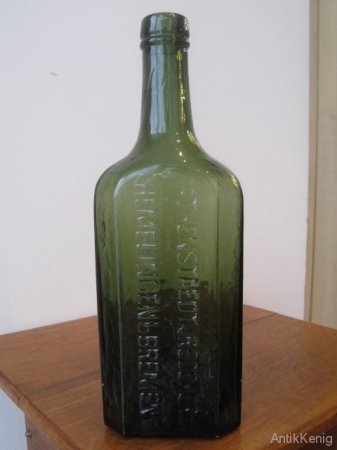 Старое стекло Кёнигсберга Бутылка из зеленого стекла с надписью ATHENSTAEDT & REDEKER HEMELINGEN