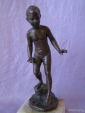 Скульптура Мальчик Бронза Австрия Ruff Besserdich - вид 3