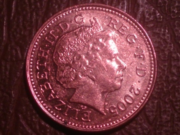 Великобритания, 1 пенни 2005 год (2)