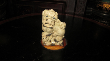 старинная статуэтка ручной работы: СОБАКИ, мыльный камень , Восток 19 век