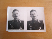 Старое фото старшего лейтенанта авиации с наградами