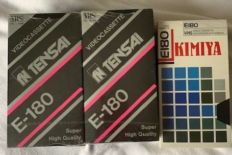 Видеокассеты VHS E-180  запечатанные новые . Цена указана за 1 кассету 