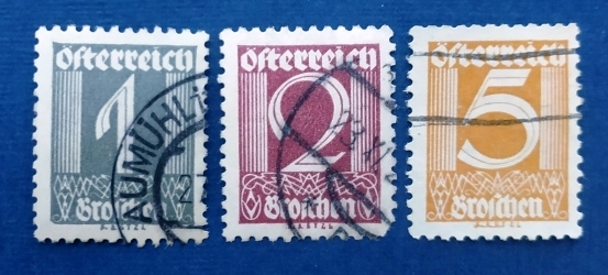 Австрия  1925 Стантарт Номера Цифры Sc# 303, 304, 307 Used
