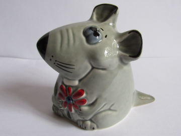 Мышь с цветком ,авторская керамика,Вербилки
