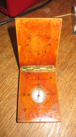 Старинные Китайские Солнечные часы-компас в деревянном корпусе