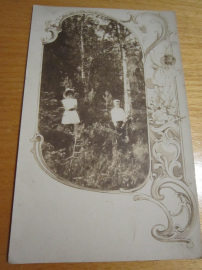 Открытое письмо.Почтовая карточка." Дети на опушке леса",до 1917 г.,фото одной семьи №26.