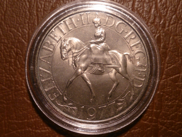 RRR! Великобритания 25 пенсов, 1977 Cеребряный юбилей царствования Елизаветы II , в капсуле; _241_