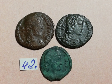 №42 Монеты Рим 4 век н.э. АЕ-Follis Оригинал Лот 3 монеты