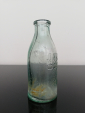 Старое стекло Кёнигсберга Мини бутылочка с надписью "ЛАКОВАЯ ФАБРИКА ВЪ РИГЕ" До 17 года Россия  - вид 3
