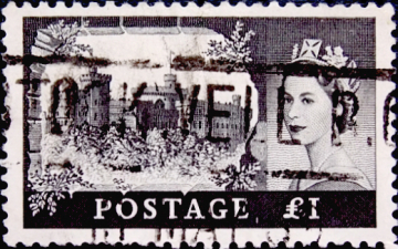  Великобритания 1967 год . Queen Elizabeth II , Windsor Castle . Каталог 6,0 €.