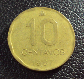 Аргентина 10 сентаво 1987 год.
