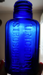 #140 Старое стекло Кёнигсберга Бутылочка кобальтовое синее стекло надпись "URICEDIN STROSCHEIN" Начало 20 века Германия Высота 12 см.  - вид 5