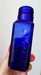 #140 Старое стекло Кёнигсберга Бутылочка кобальтовое синее стекло надпись "URICEDIN STROSCHEIN" Начало 20 века Германия Высота 12 см.  - вид 6