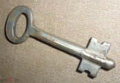 Ключ от дверного замка в коллекцию