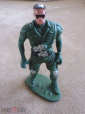 Игрушка солдат пластик - вид 2