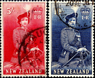 Новая Зеландия 1954 год . Королева Елизавета II верхом на лошади , часть серии . Каталог 29,0 €.