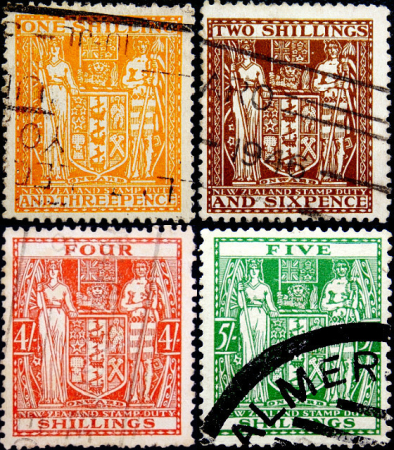 Новая Зеландия 1931 год . Герб , часть серии . Каталог 55,50 £.