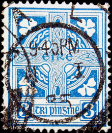 Ирландия 1940 год . Кельтский крест .