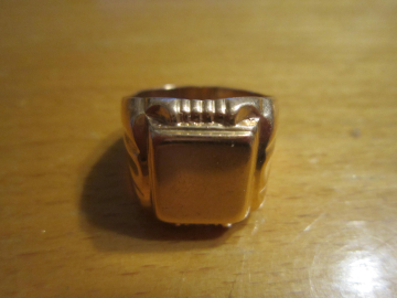 Перстень печатка золото 585 пробы  