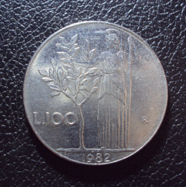 Италия 100 лир 1982 год.