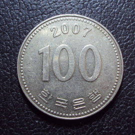 Южная Корея 100 вон 2007 год.