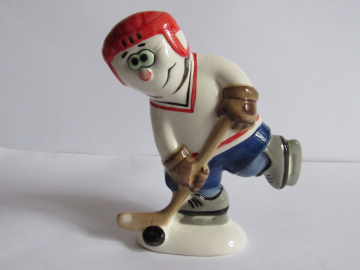 Хоккеист статуэтка ,авторская керамика,Вербилки