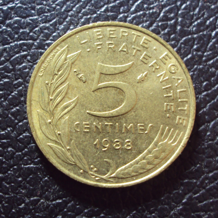 Франция 5 сантим 1988 год.