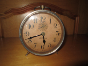Часы настольные каминные будильник VEGLIA Италия старинный 1920-1930 годы 