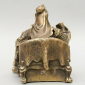 Бронзовая статуэтка военного бога богатства и благополучия Гуань Гун (Гуань Ди) с печатью - вид 4