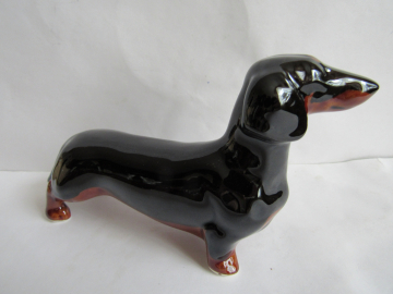 Такса гладкошерстная темная собака ,авторская керамика,Вербилки