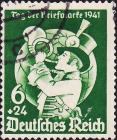 Германия , рейх . 1941 год . Почтальон перед глобусом . Каталог 4,75 £